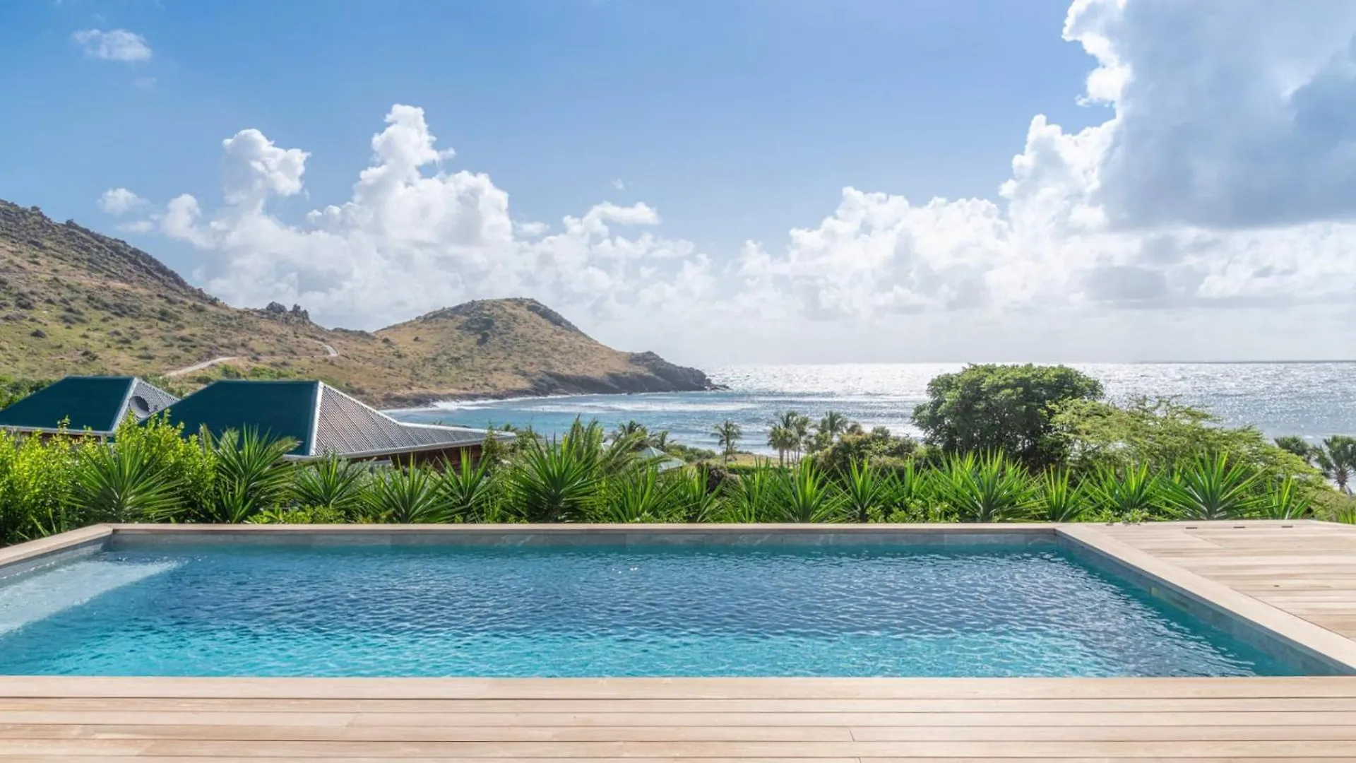 Oceanview Villa with Heated Pool Toiny